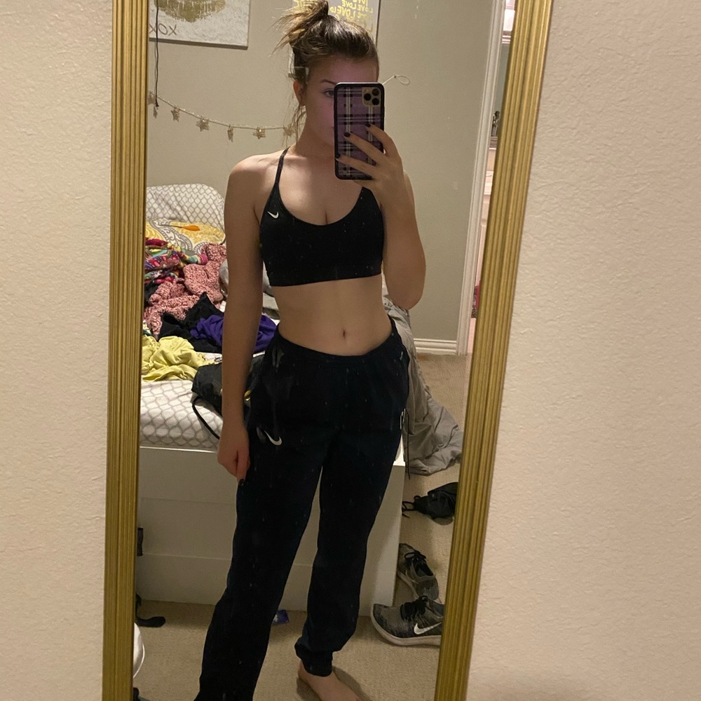 nike joggers